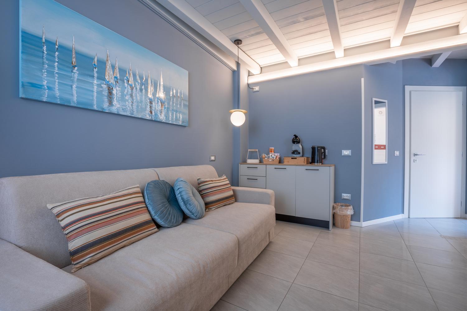 Es Rooms And Apartments Torbole Sul Garda Exterior foto